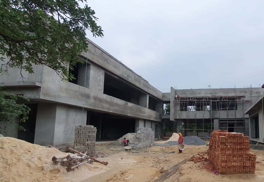 Building construction in gurgaon